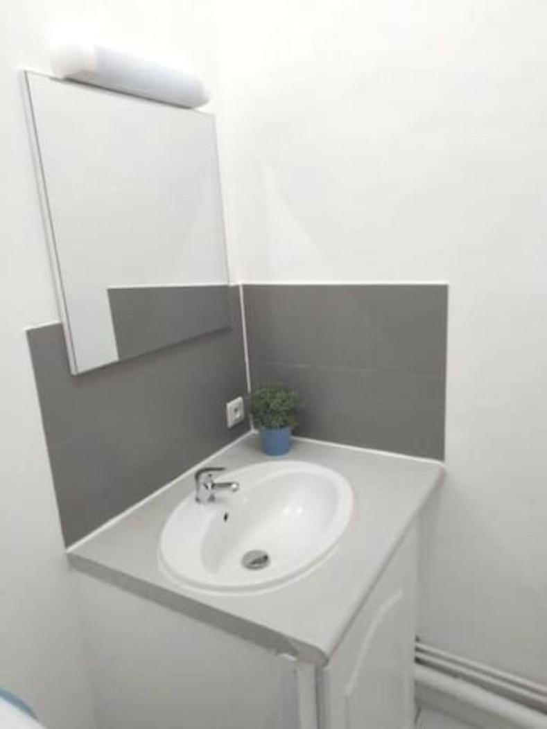 Studio Proche Centre Ville Le Mans Pokoj fotografie